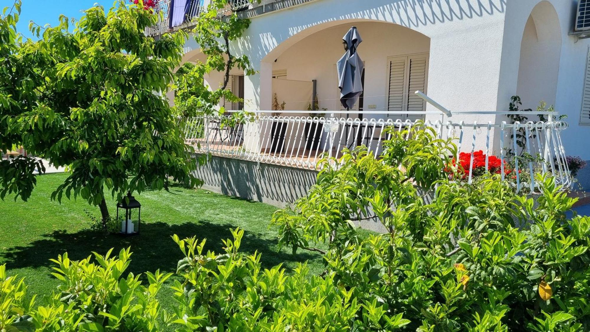 Luxa 5 Min Old Town, 10 Min Airport Daire Trogir Dış mekan fotoğraf